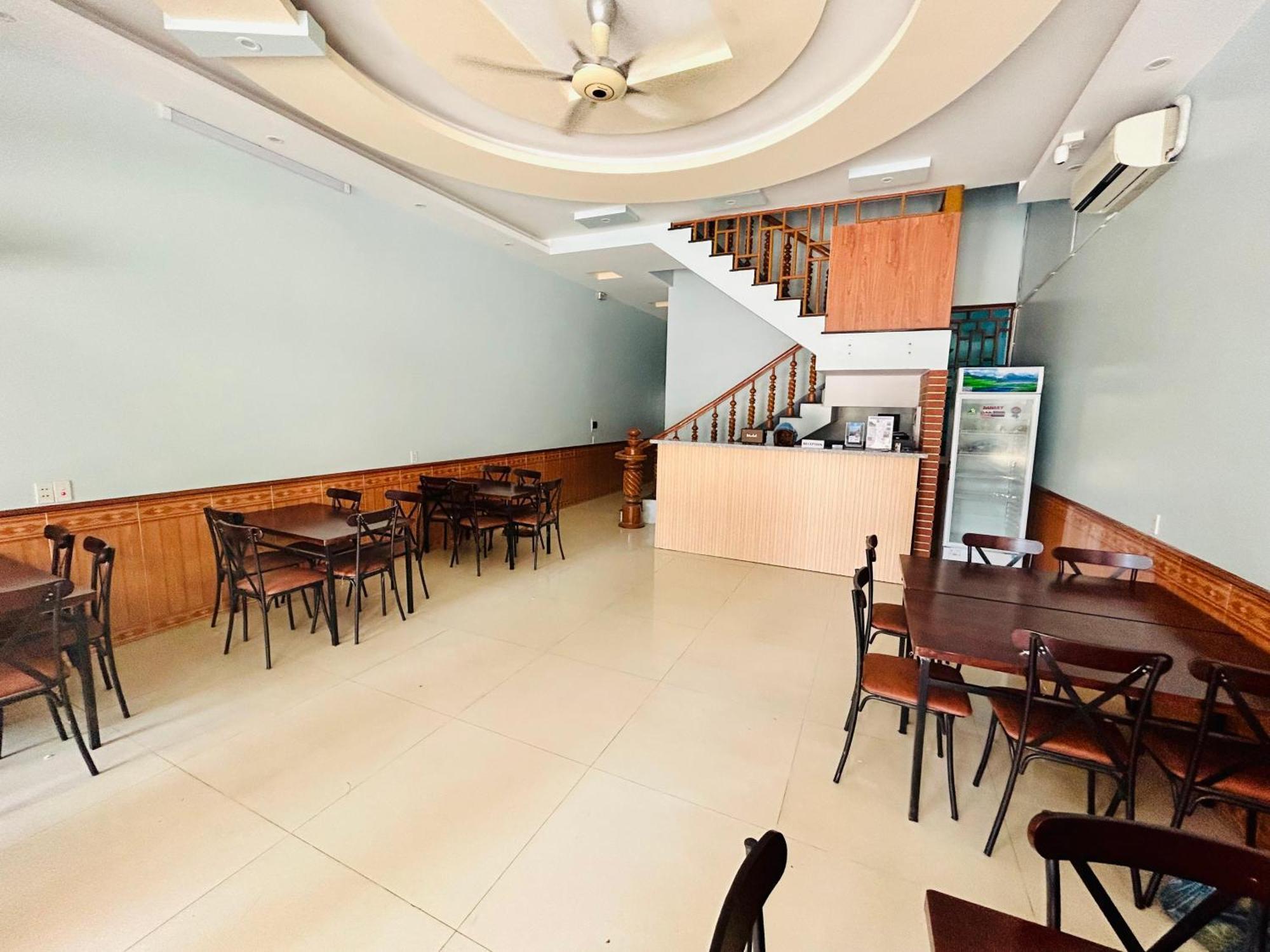 Majestic Hostel - Tour & Motorbike Rental Ha Giang Exteriör bild