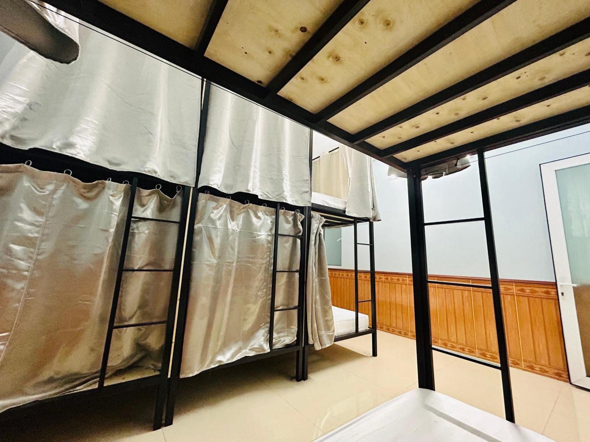 Majestic Hostel - Tour & Motorbike Rental Ha Giang Exteriör bild